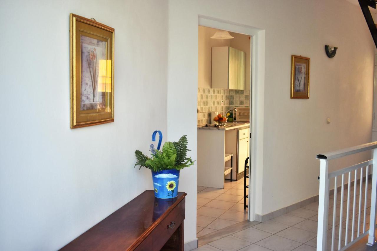 Kuris Studios & Apartments วาซิลิคอส ภายนอก รูปภาพ